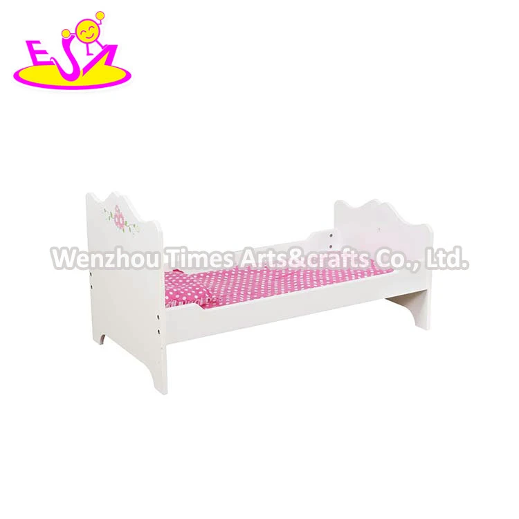 Customize Miniature White Wooden Doll Furniture Bed for Children W06b133